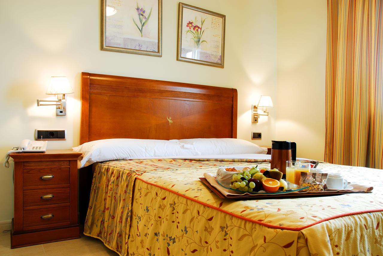 Daniya Denia Spa & Business 4* Buitenkant foto