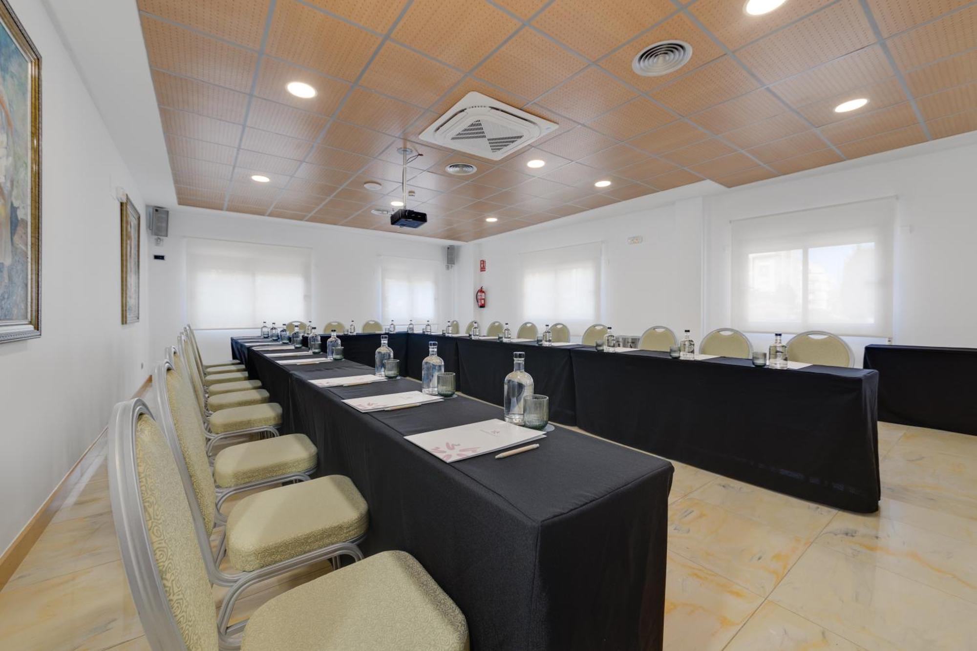 Daniya Denia Spa & Business 4* Buitenkant foto