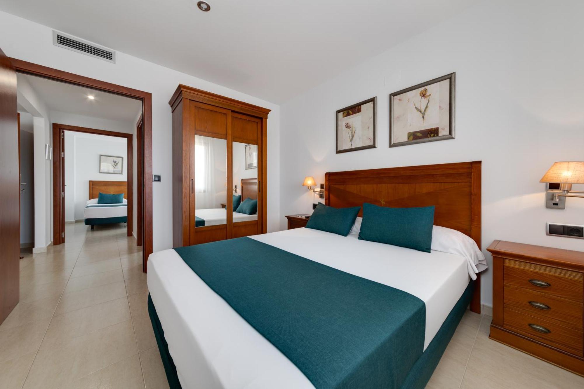 Daniya Denia Spa & Business 4* Buitenkant foto