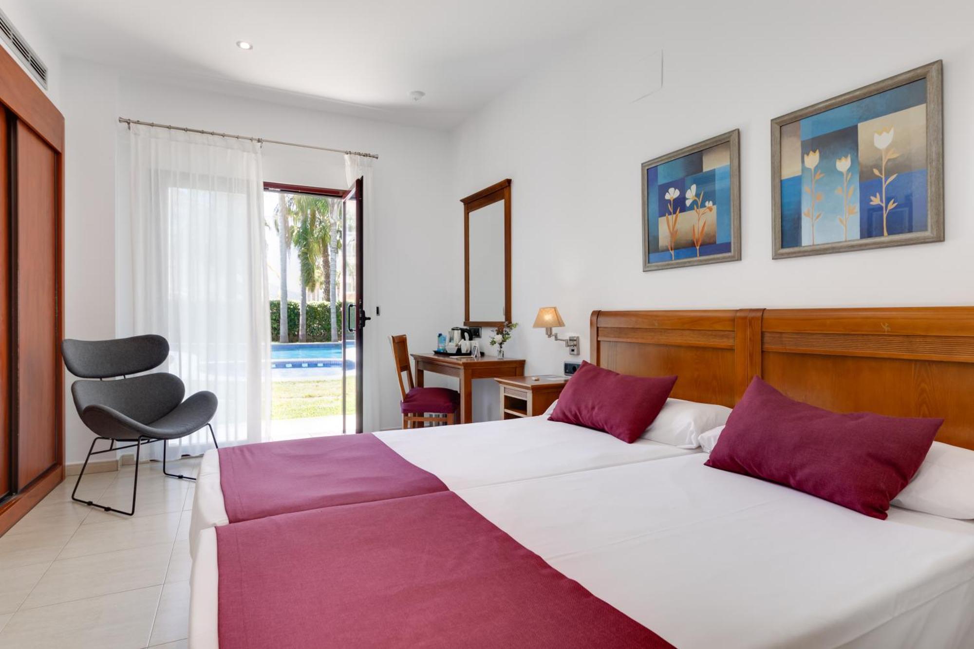 Daniya Denia Spa & Business 4* Buitenkant foto