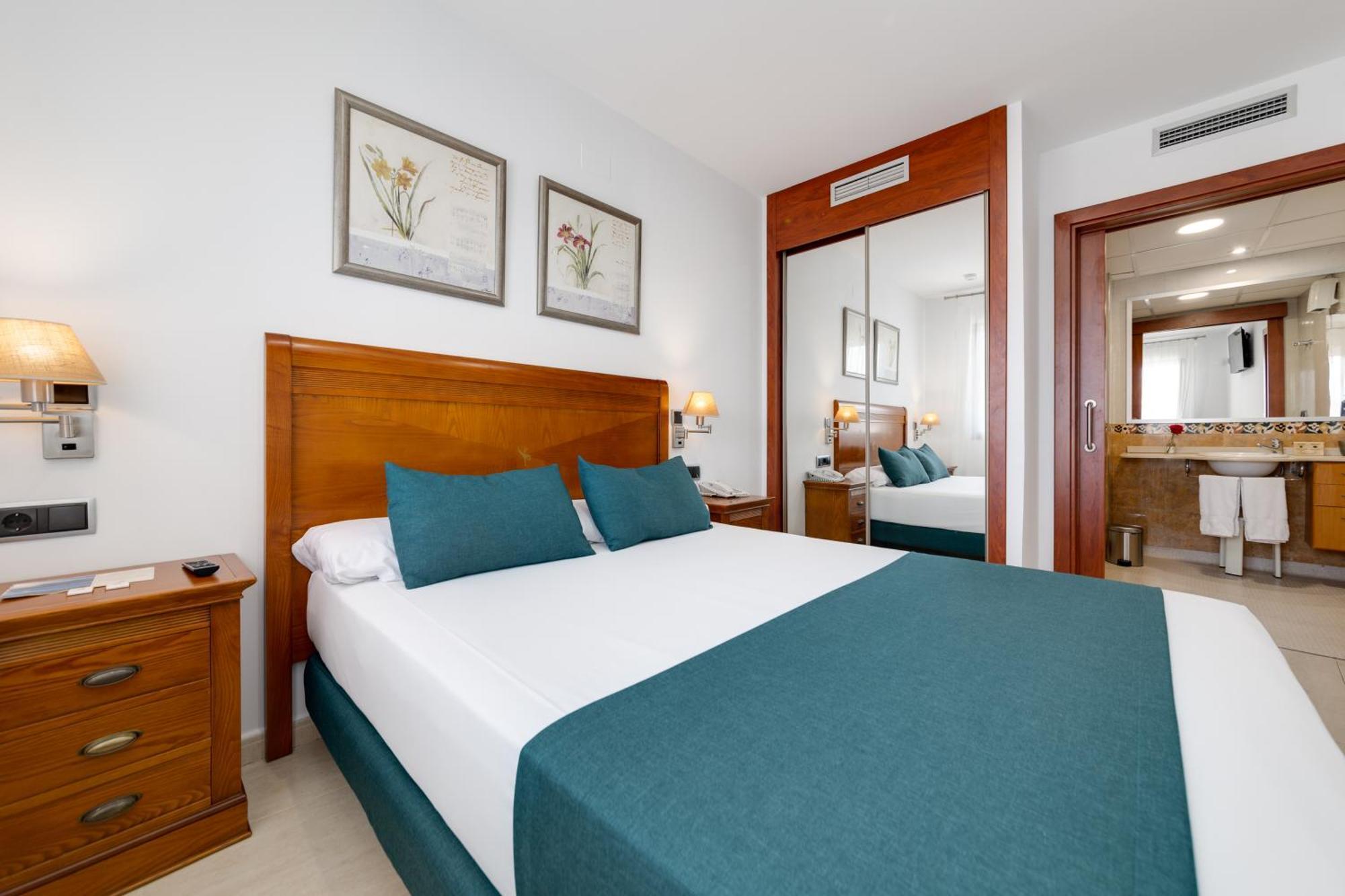 Daniya Denia Spa & Business 4* Buitenkant foto